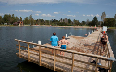 Budowa pomostu pływającego na jeziorze - wyrok WSA w Olsztynie
