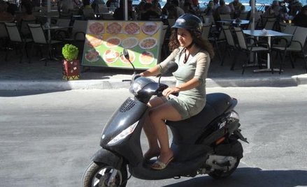 Niepełnoletni, chcący jeździć na skuterze, a nie posiadający karty motorowerowej będzie musiał zdawa