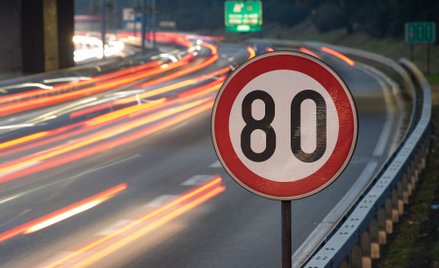 Trybunał o mandacie z zagranicy: kierowca ma wiedzieć, za co płaci