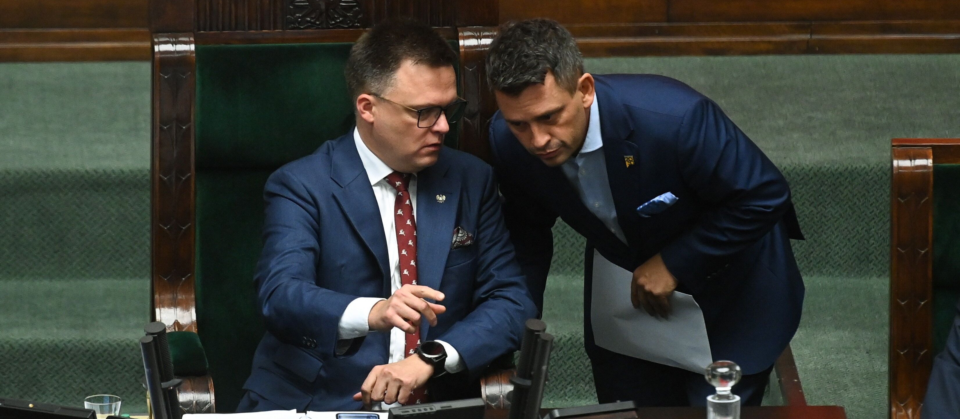 Sondaż: Czy Polacy chcą odejścia Szymona Hołowni z funkcji marszałka Sejmu?
