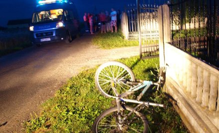 Miejsce wypadku, gdzie zginął 11-letni Kacper. Kierowca, który go potrącił jest na wolności