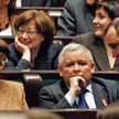 W ławach sejmowych PiS od lewej: Krzysztof Putra, Aleksandra Natalli-Świat, Jarosław Kaczyński, Małg