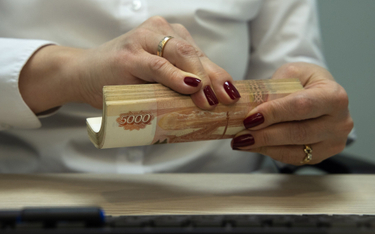 W tegorocznym sierpniu rubel potaniał o 4,83 proc.
