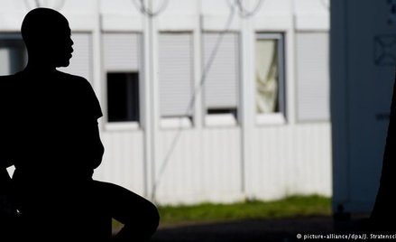 Spór o kosztowne kwatery dla uchodźców