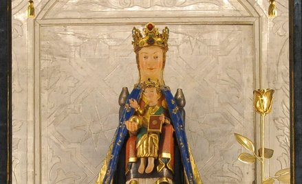 Figura Matki Boskiej Bardzkiej, czyli bohaterka bardzo dobrej reportersko-historycznej książki „Co w