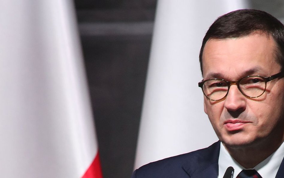 Afera e-mailowa. Rocznica wejścia do UE bez Dudy. Morawiecki "królem balu"