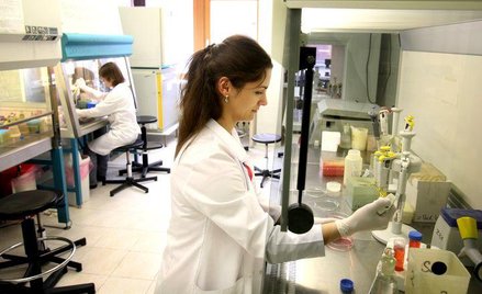 Naukowcy z Międzynarodowego Konsorcjum Badań nad Genetyką Stwardnienia Rozsianego przeanalizowali DN