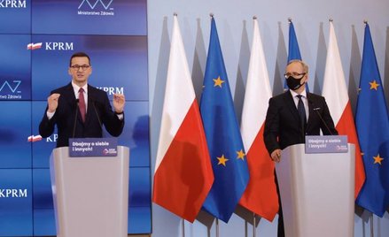 Premier Mateusz Morawiecki i minister zdrowia Adam Niedzielski nie widzą powodów do przejścia na obo