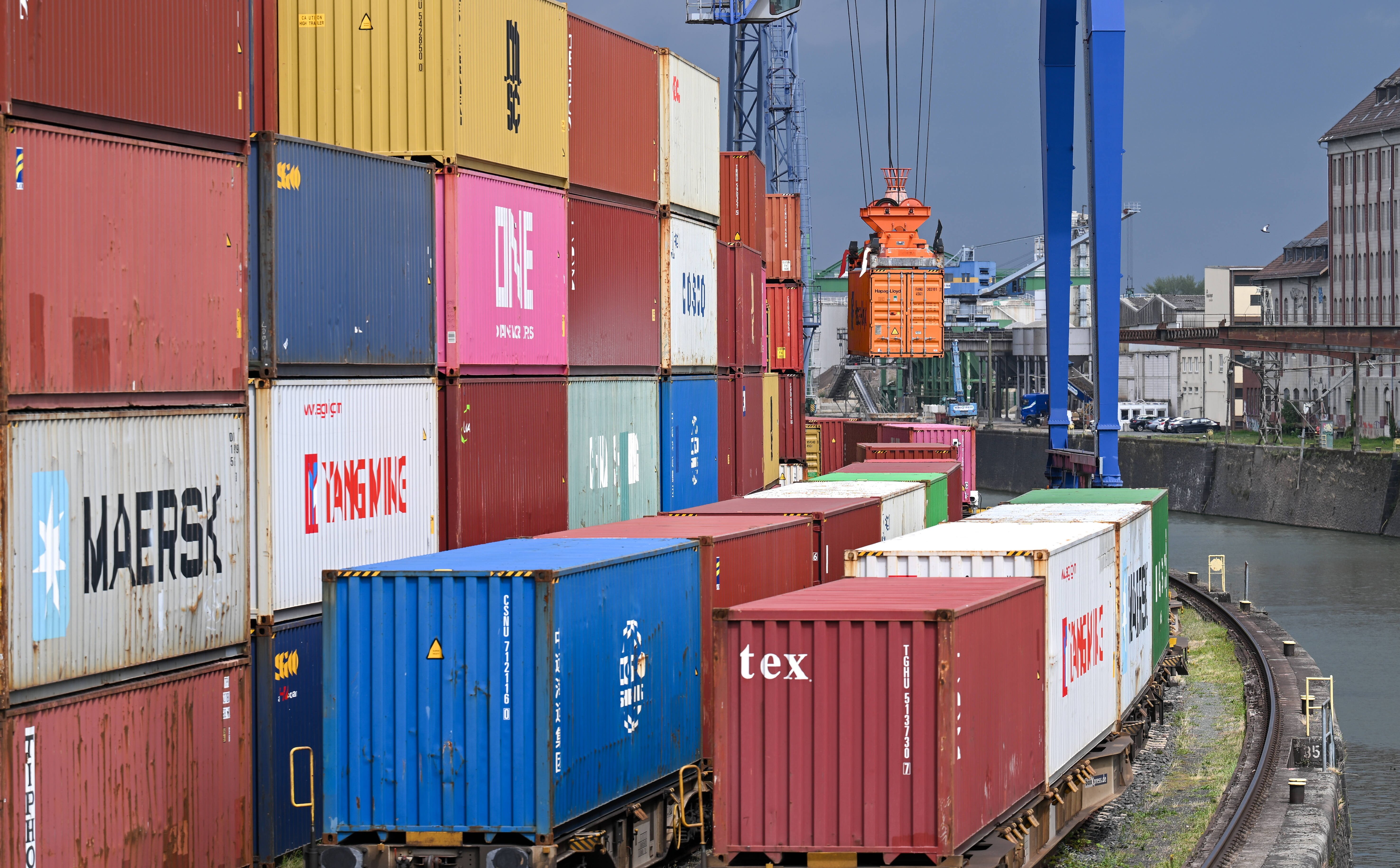 Strefa euro uniknęła stagancji