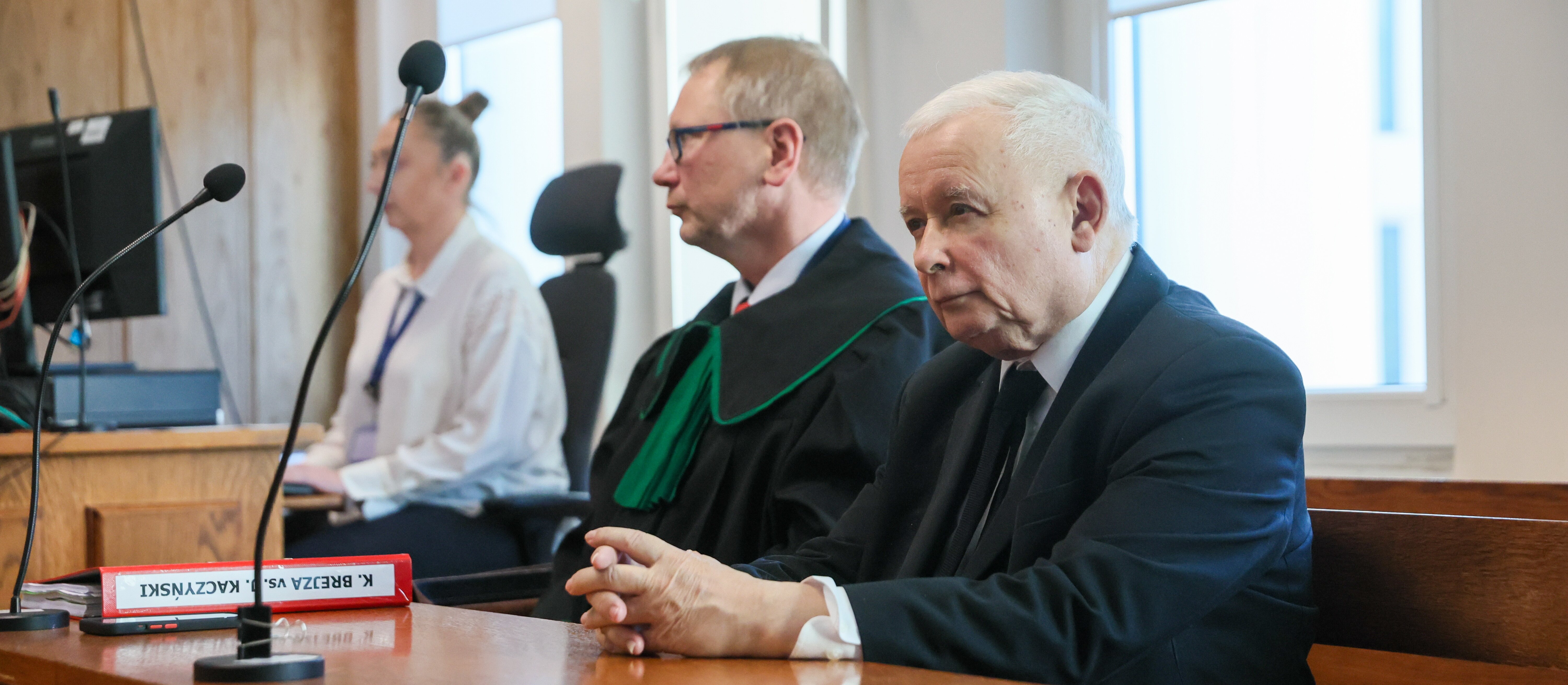 Prezes PiS Jarosław Kaczyński pomówił europosła Krzysztofa Brejzę? Jest wyrok