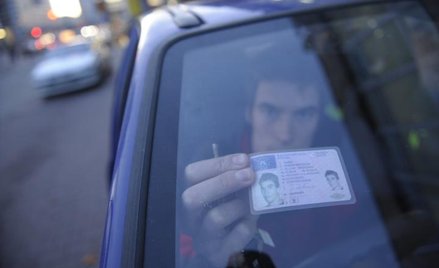 Wymiana prawa jazdy kosztuje 80 zł