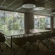 Kluczowym założeniem podczas projektowania biurowca było zapewnienie pracownikom dostępu do zieleni,
