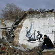 Prace Banksy'ego powstają na całym świecie, także w ogarniętej wojną Ukrainie