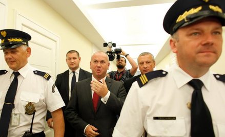 Paweł Wojtunik odszedł ze stanowiska, gdy nowy szef ABW odebrał mu certyfikat dostępu do informacji 