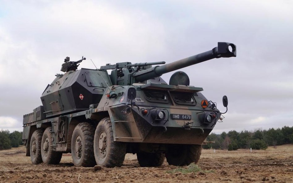 Armatohaubice także uczestniczą w ćwiczeniach Ryś-15