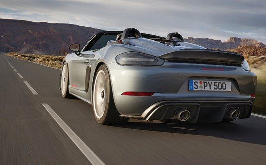 Porsche 718 Spyder RS