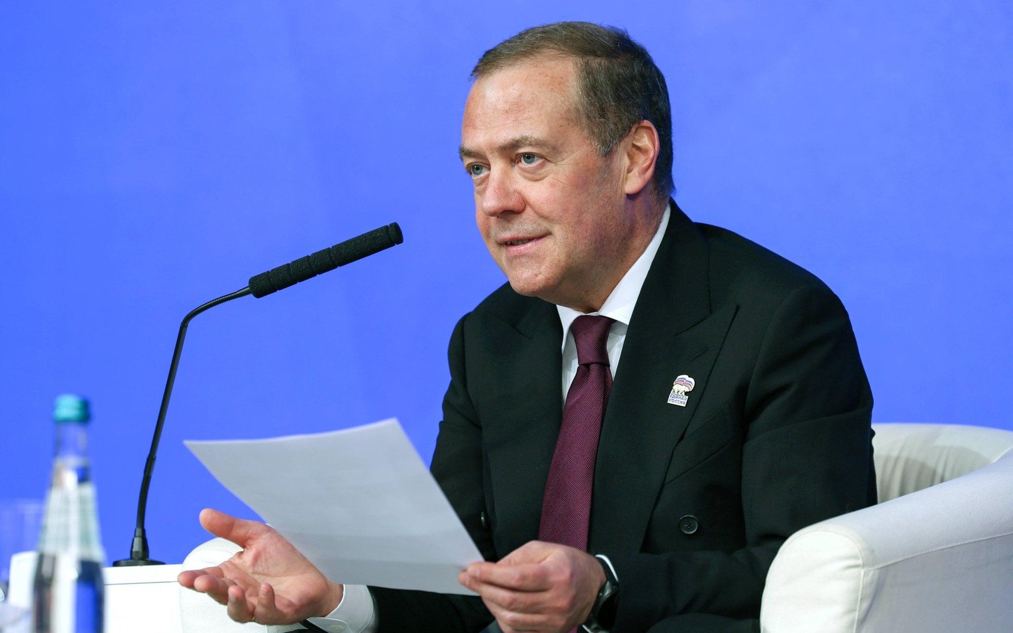 Dmitrij Miedwiediew uważa, iż USA popełniły błąd, wdając się w wojnę z Iranem