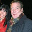 Koreanka Kim So Yeon i były niemiecki kanclerz Gerhard Schroeder