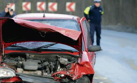 Wypadek na drodze: o czym trzeba pamiętać