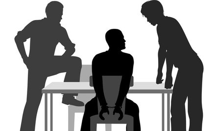 Nagrywanie przesłuchań podczas śledztwa i procesu: minister nabrał wody w usta