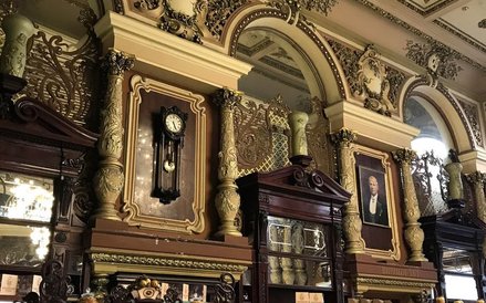 Delikatesy Jelisiejewskie - znajdujące się przy ul Twerskiej