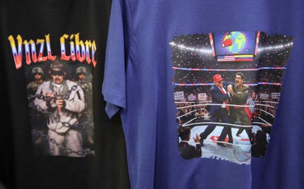 Wenezuelscy emigranci z entuzjazmem przyjęli obalenie Maduro (na zdjęciu popularne wśród nich koszul