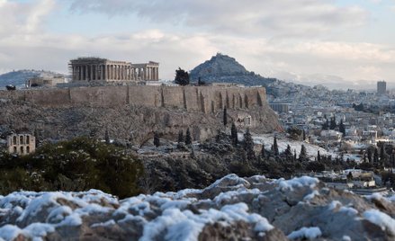 Financial Times: Niebezpieczna nadwyżka