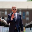 Biden dał Putinowi okulary marki stworzonej przez Polaka