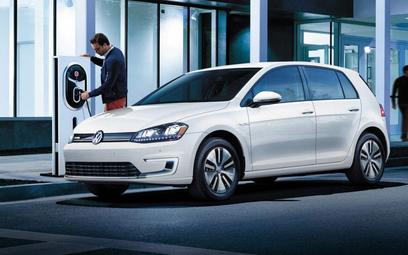 Nawet 300 ładowarek do e-aut stanie przy salonach Volkswagena