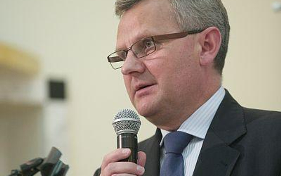 Minister skarbu Aleksander Grad