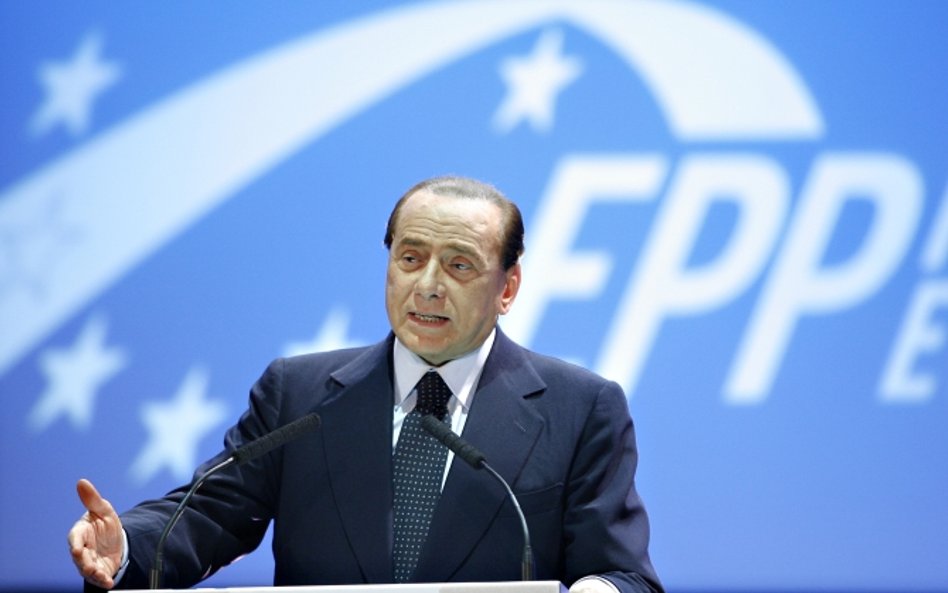 Silvio Berlusconi w szpitalu. Badania po COVID-19?