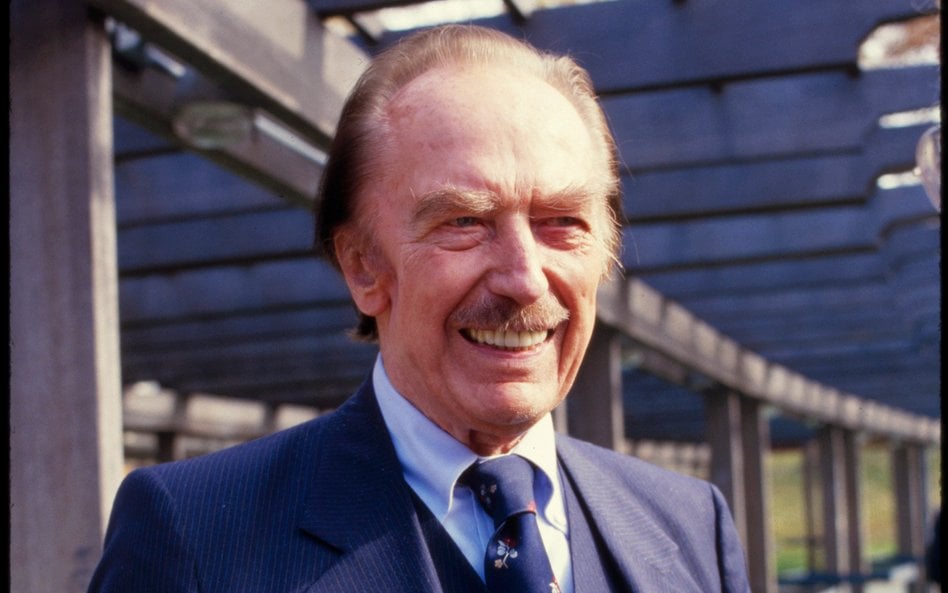 Fred Trump (1905–1999) – ojciec Donalda Trumpa, amerykański przedsiębiorca: jego firma zbudowała pon