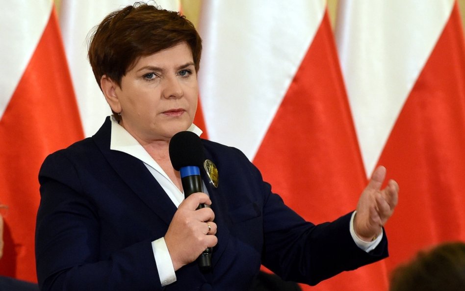 Partia Merkel zirytowana działaniami PiS