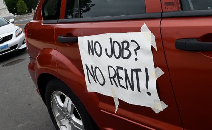 USA: Bezrobocie wciąż rośnie, 1,3 mln nowych wniosków