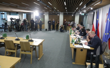 Posiedzenie komisji śledczej ds. Pegasusa w Sejmie w Warszawie, 19 lutego