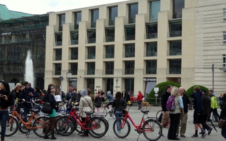 DZ Bank przy Pariser Platz, projekt Frank O. Gehry