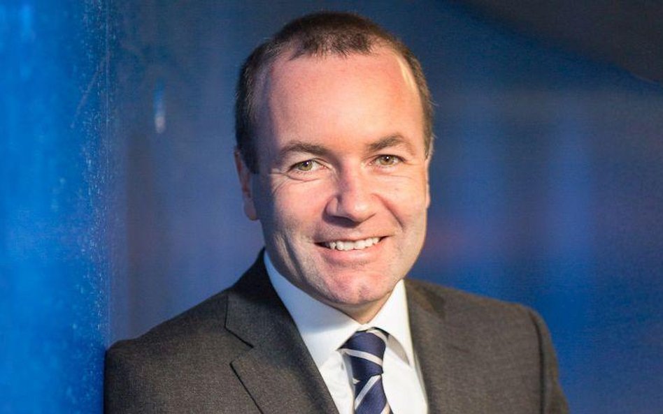 Manfred Weber jest politykiem niemieckiej CSU i szefem najsilniejszej frakcji w Parlamencie Europejs