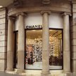 Pierwsze butiki Chanel w nowej formule zostaną otwarte w 2023 roku w Azji. Na zdjęciu butik Chanel w