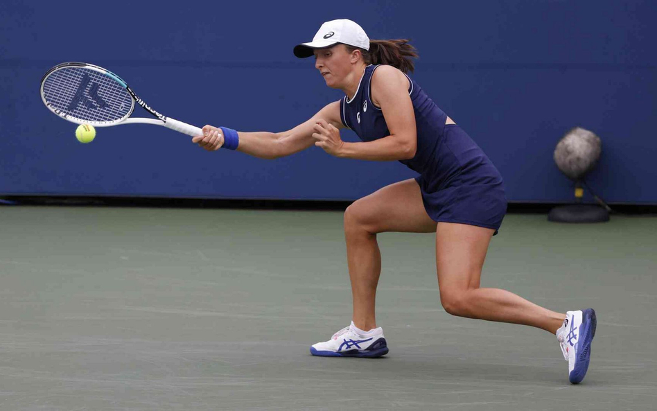 US Open: Iga Świątek gra dalej