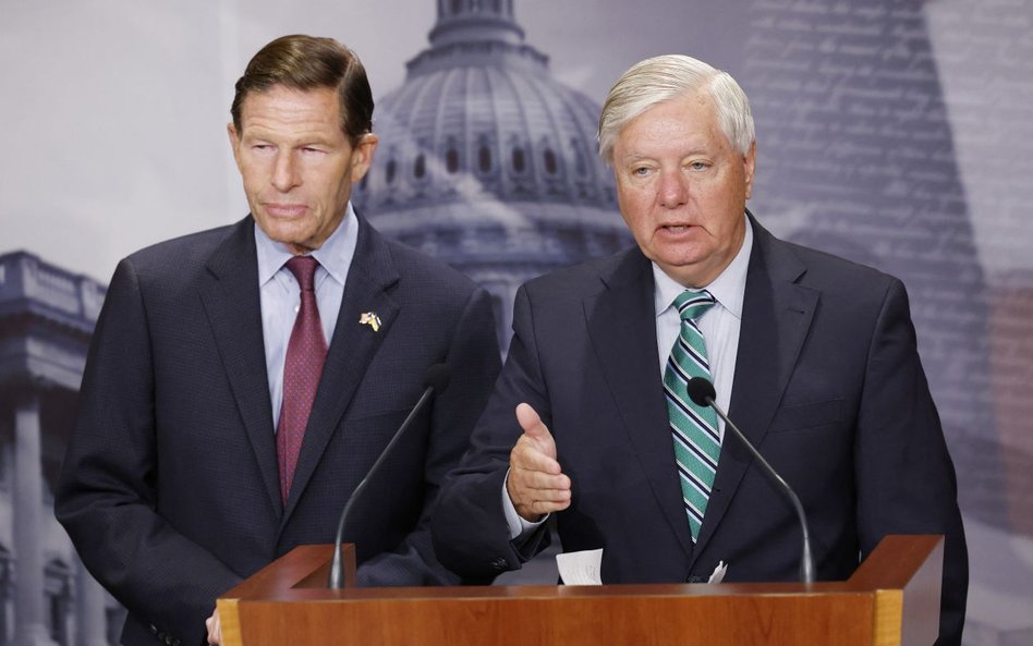 Lindsey Graham (z prawej) i  Richard Blumenthal