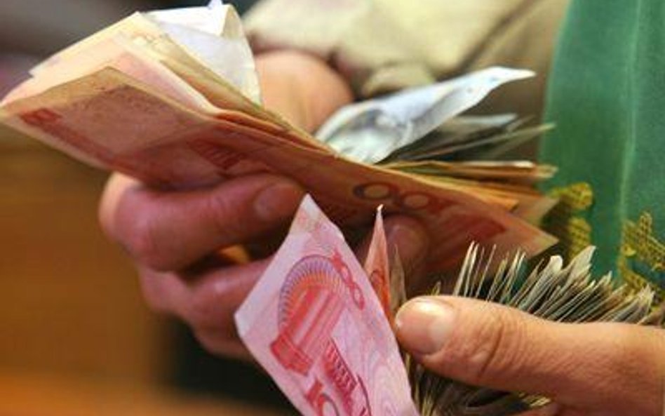 Od połowy lat 90. skorumpowani urzędnicy skradli prawie 124 mld dolarów i uciekli z nimi za granicę,