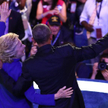 Lasota: Ocieplanie HillaryClinton