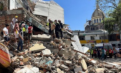 Według amerykańskiej Służby Geologicznej (USGS) trzęsienie ziemi w Kolumbii miało magnitudę 7,4.
