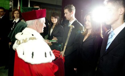 Rząd wesprze współpracę nauki i biznesu