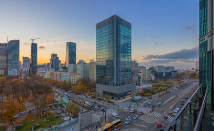Biurowiec Central Point w Warszawie polski inwestor kupił za 107 mln euro. Szacunkowo z czynszów bud