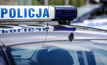 W Boże Narodzenie wjechali do rzeki. Kierowca był pijany