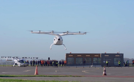 Volocopter przypomina śmigłowiec, ale zaliczony jest do dronów