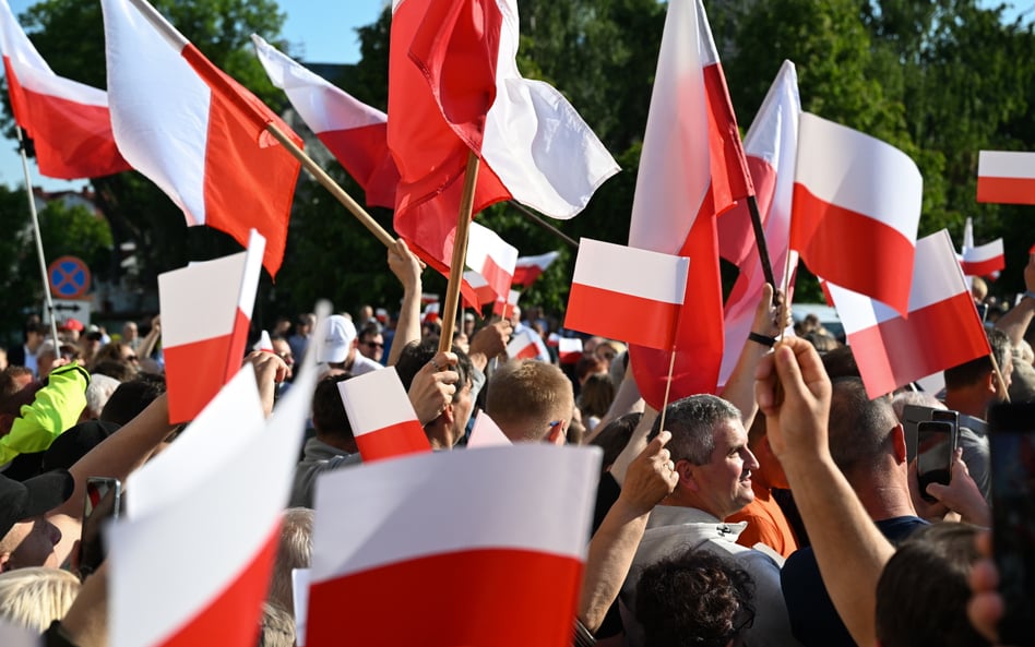 Zuzanna Dąbrowska: Po rozszalałych emocjach – smutek postkampanijny