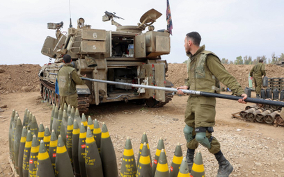 Izraelska jednostka artyleryjska w pobliżu granicy ze Strefą Gazy, 5 grudnia 2023 r.