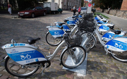 Stołeczne Veturilo to dokładnie 3266 rowerów (w tym 300 elektrycznych) oraz 325 stacji